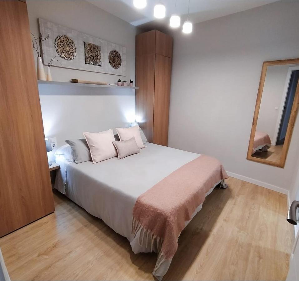 Apartamento Ilarcuris Con Patio Privado โตเลโด ภายนอก รูปภาพ