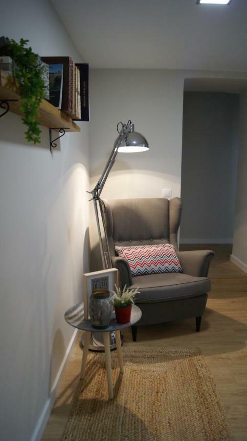 Apartamento Ilarcuris Con Patio Privado โตเลโด ภายนอก รูปภาพ